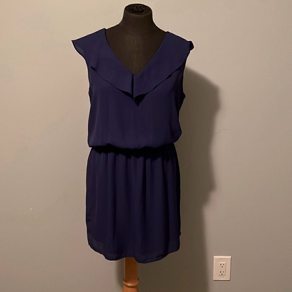 Three Eighty Two Women's Sleeveless V-Neck Blouson Dress
